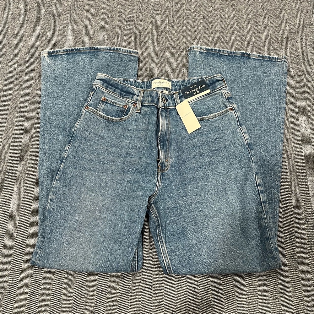 abercrombie and fitch curve love high rise vintage flare jean | size 29 - Picture 3 of 6